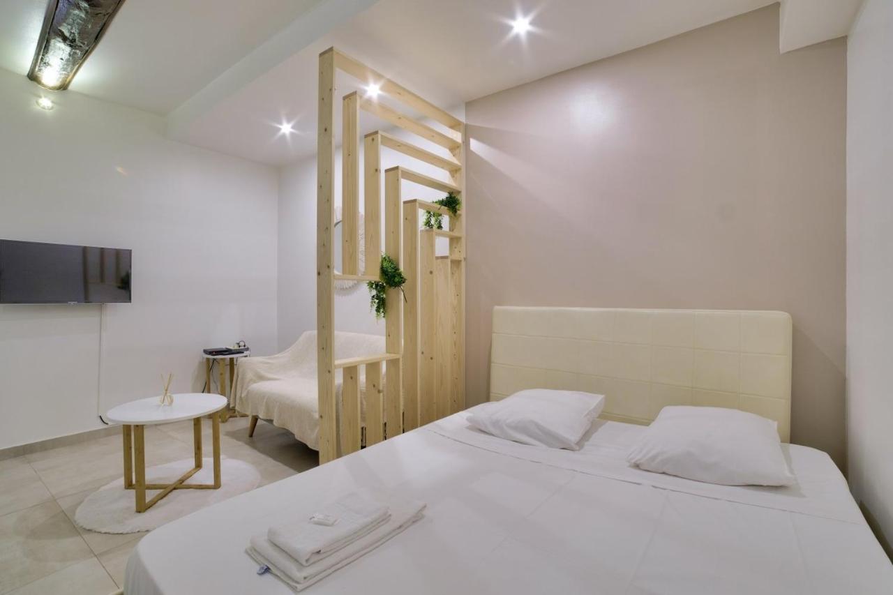 Superb Flat Near The Beach In 昂蒂布 外观 照片